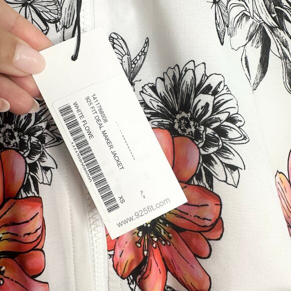 9two5 Fit White Floral Deal Braker Jacket Size XS - Picture 4 of 5